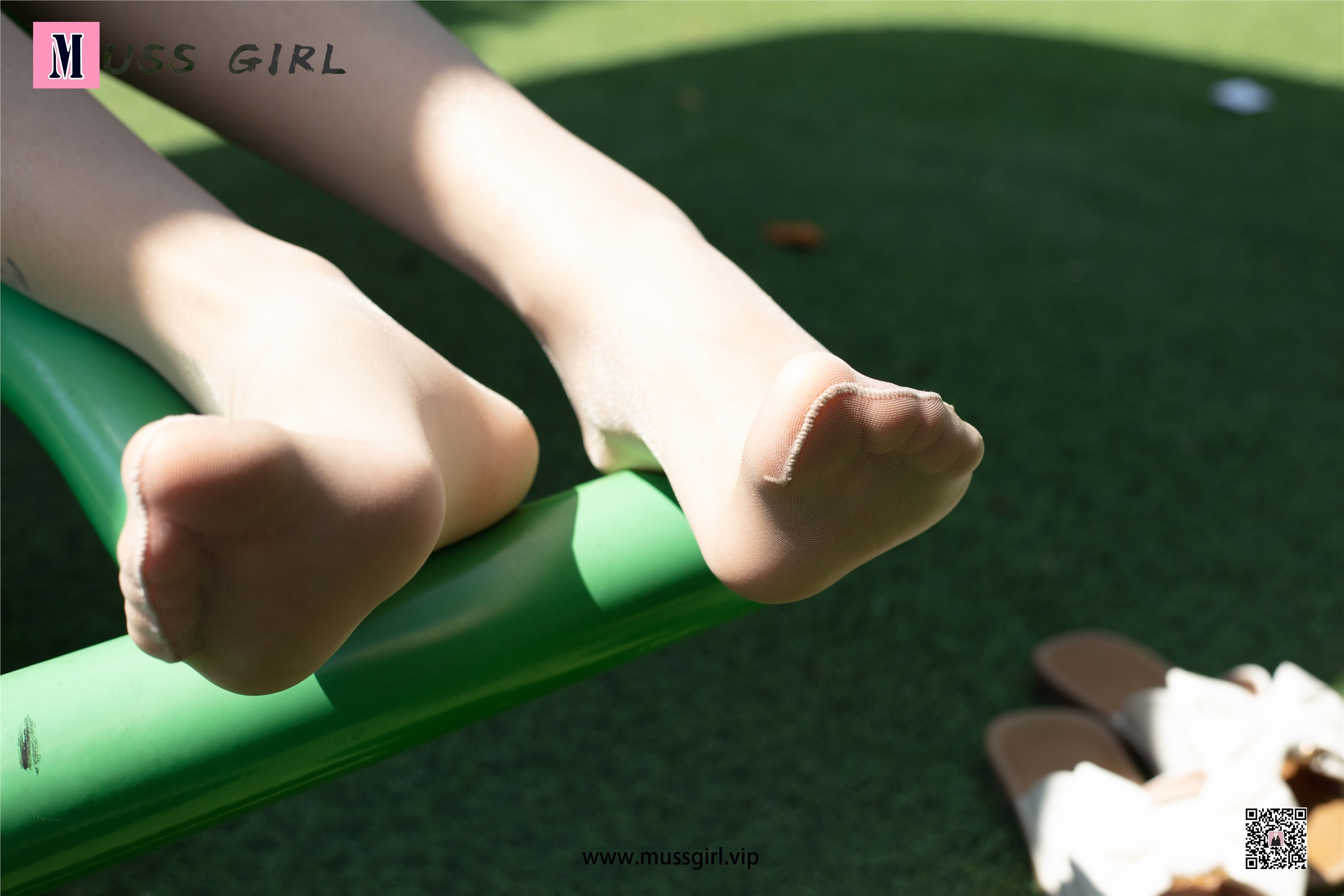 MussGirl慕丝女郎  NO.212 牛仔热裤肉丝美女2